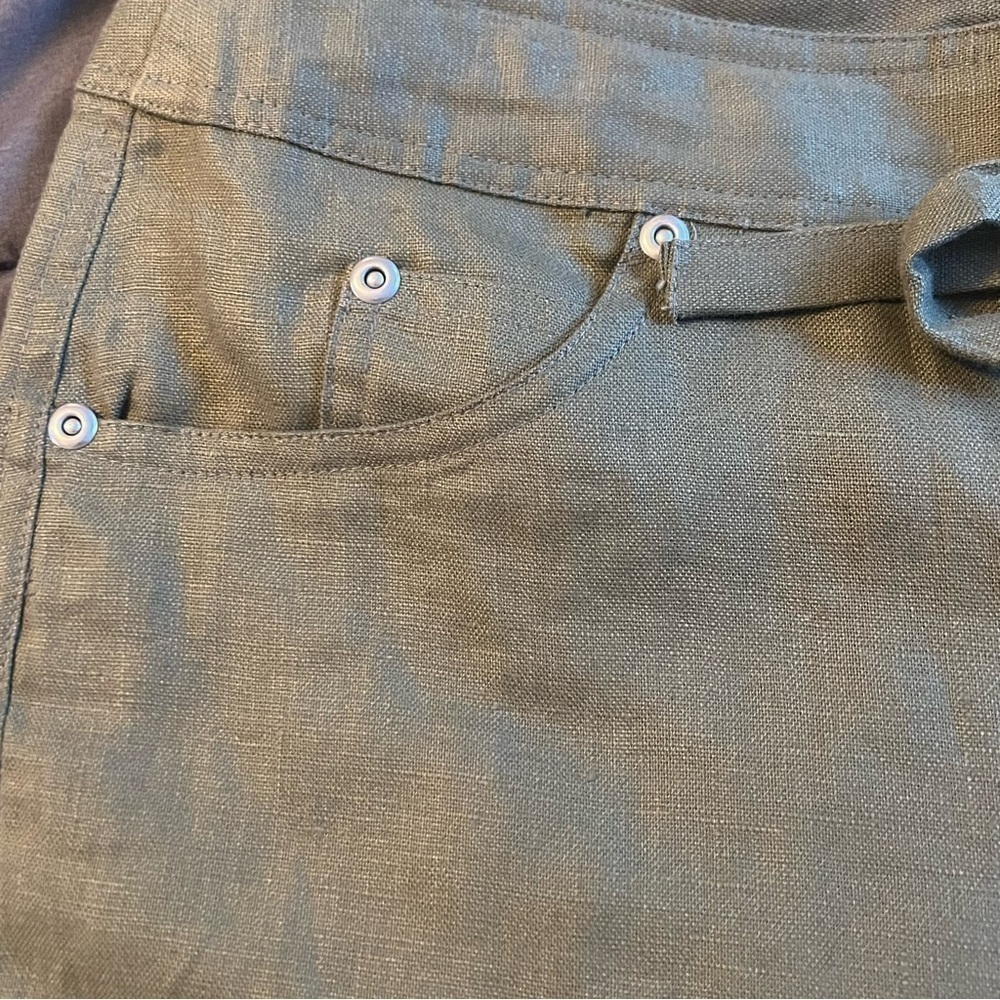 Willi Smith Olive Green Women's Bermudas - Picture 4 of 5